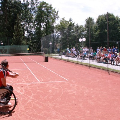 Sportfest - Präsentation von Rollstuhltennis