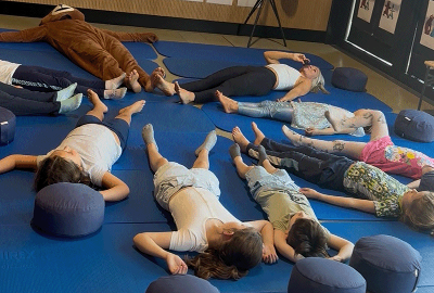 Yoga-Baer_web_1.png