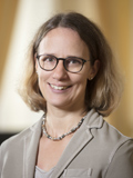 Hon.-Prof. Dr. Angela Julcher